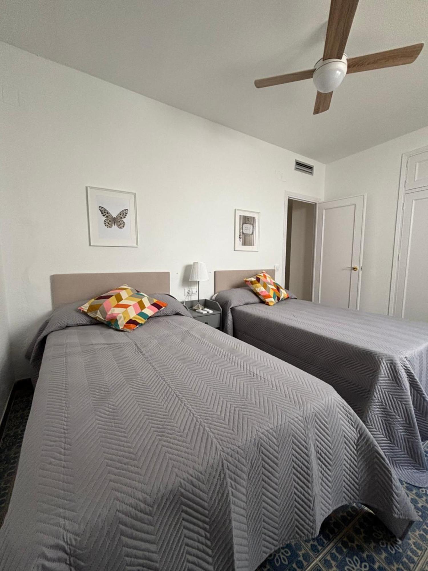 Apartamento Boutique Abades II เซบีญา ภายนอก รูปภาพ